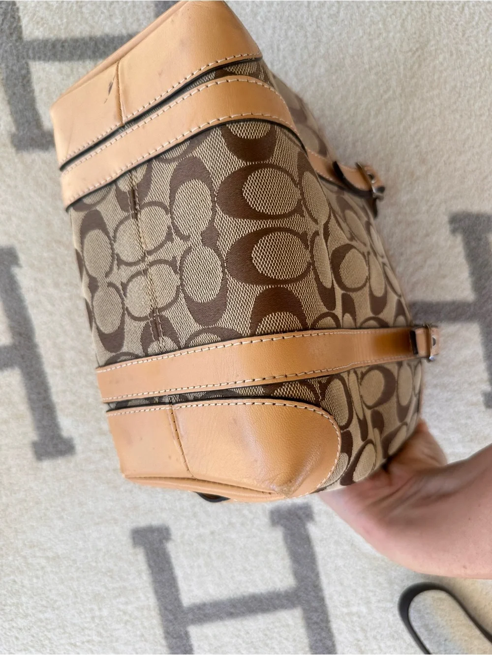 Coach Brown Signature Canvas Shoulder Bag with Tan Trim 2002 Hampton Coach tote